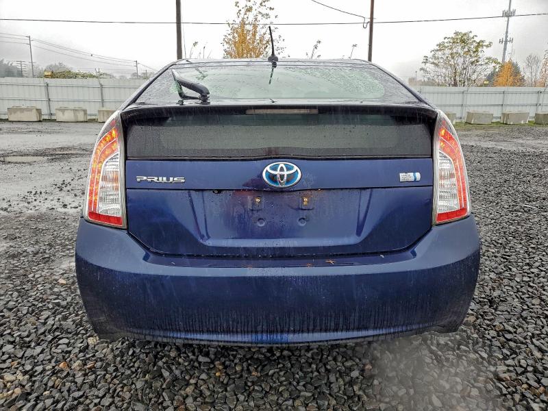 Photo 6 from auction – 2013 TOYOTA PRIUS with VIN JTDKN3DU3D0339348