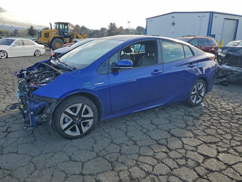 TOYOTA PRIUS 2017 with VIN JTDKARFU4H3529868 - Photo from auction