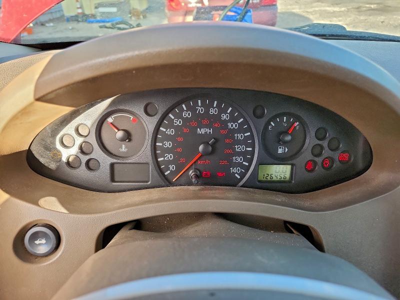 Photo 9 from auction – 2005 FORD FOCUS with VIN 1FAFP34N45W256150