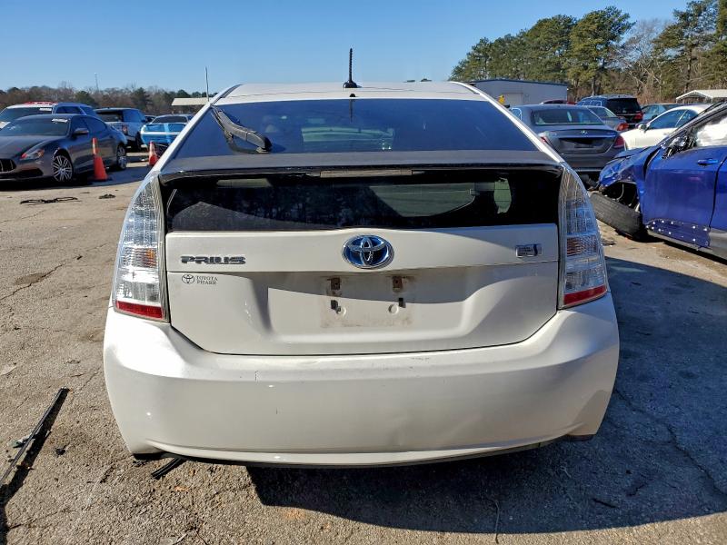 Photo 6 from auction – 2011 TOYOTA PRIUS with VIN JTDKN3DU4B5368440