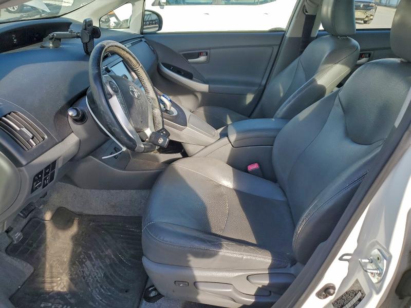 Photo 7 from auction – 2011 TOYOTA PRIUS with VIN JTDKN3DU7B5325839