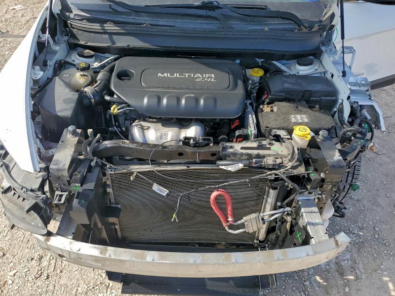 Photo 12 from auction – 2017 JEEP CHEROKEE L with VIN 1C4PJLCB8HW650116