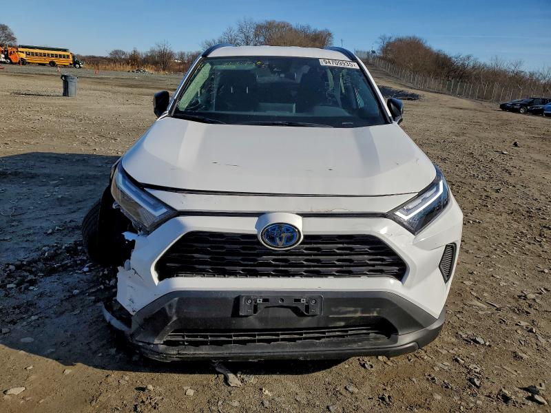Photo 5 from auction – 2024 TOYOTA RAV4 LE with VIN 4T3LWRFV2RU161879