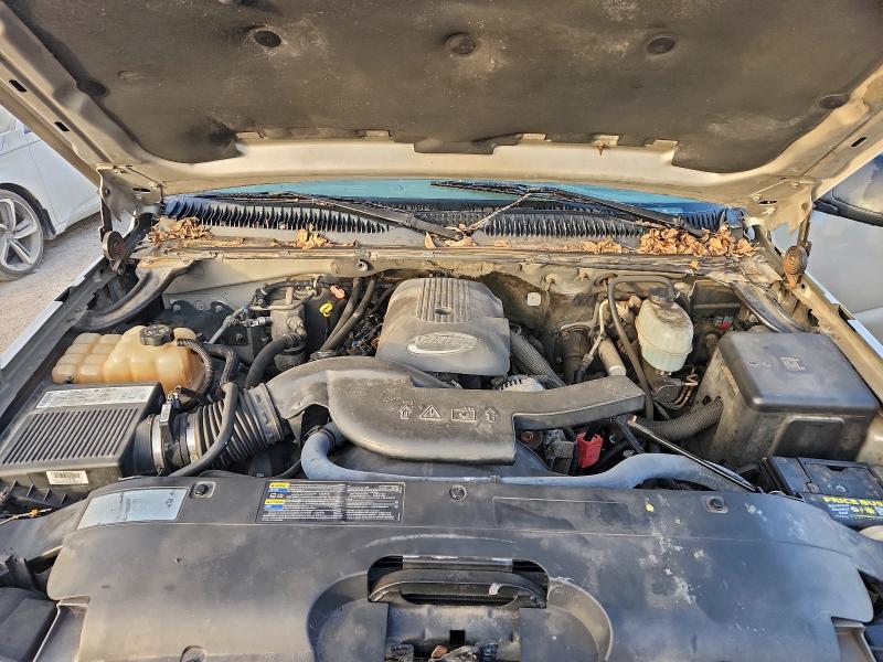 Photo 11 from auction – 2004 CHEVROLET AVALANCHE with VIN 3GNEK12T74G291330