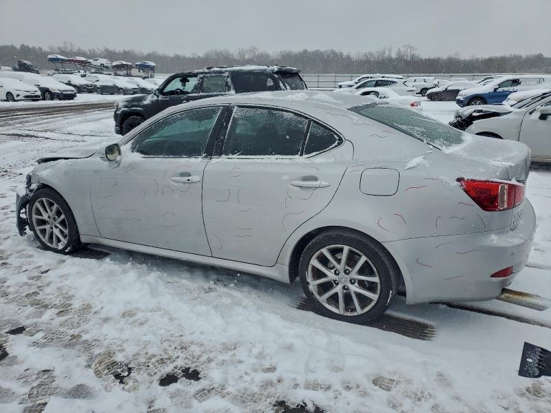 Photo 2 from auction – 2011 LEXUS IS 250 with VIN JTHBF5C23B2100391