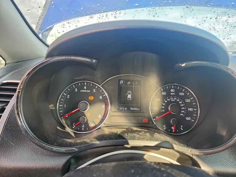 Photo 9 from auction – 2017 KIA FORTE LX with VIN 3KPFL4A79HE014924