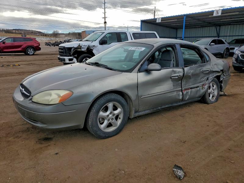 FORD TAURUS SES 2001 with VIN 1FAFP55U91G113975 - Photo from auction
