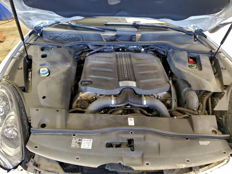 Photo 12 from auction – 2016 PORSCHE CAYENNE GT with VIN WP1AD2A21GLA79142