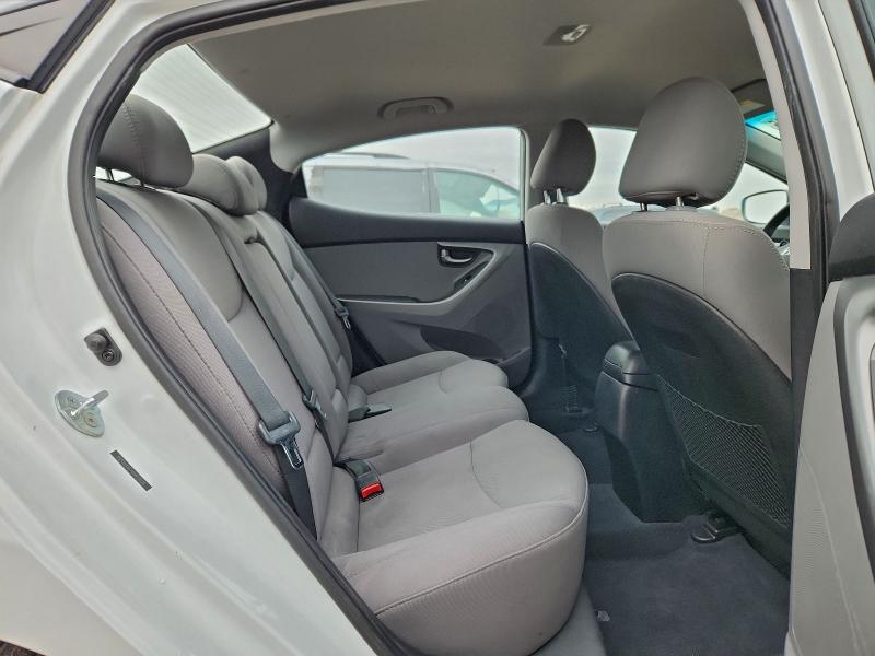 Photo 10 from auction – 2016 HYUNDAI ELANTRA SE with VIN 5NPDH4AE7GH693626