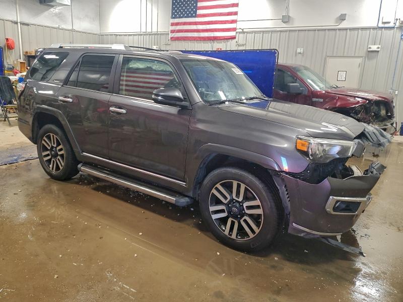Photo 4 from auction – 2018 TOYOTA 4RUNNER SR with VIN JTEBU5JRXJ5554296