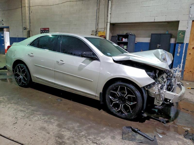 Photo 4 from auction – 2015 CHEVROLET MALIBU LS with VIN 1G11B5SL7FF274510
