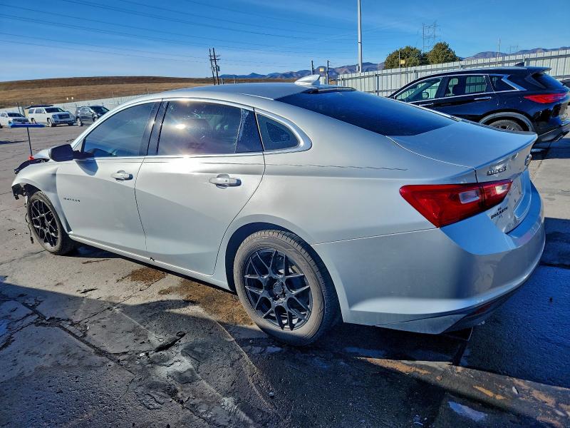 Photo 2 from auction – 2018 CHEVROLET MALIBU LT with VIN 1G1ZD5ST5JF202081