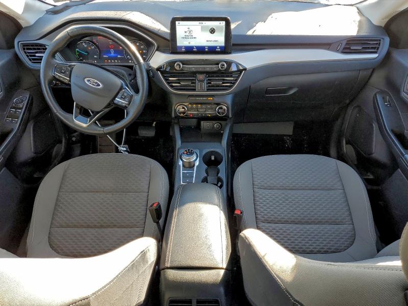 Photo 8 from auction – 2021 FORD ESCAPE SE with VIN 1FMCU9BZ0MUA10992