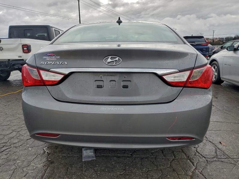 Photo 6 from auction – 2012 HYUNDAI SONATA GLS with VIN 5NPEB4AC0CH448665