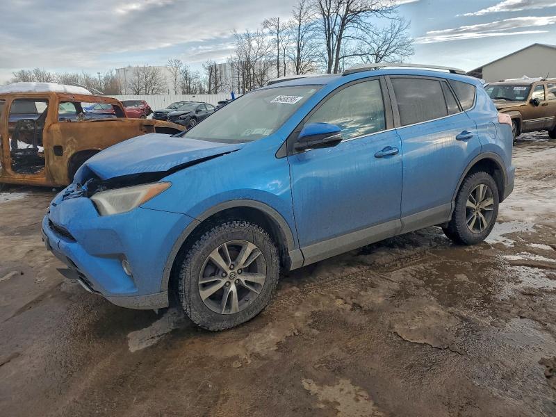 TOYOTA RAV4 XLE 2016 with VIN 2T3RFREV5GW459111 - Photo from auction