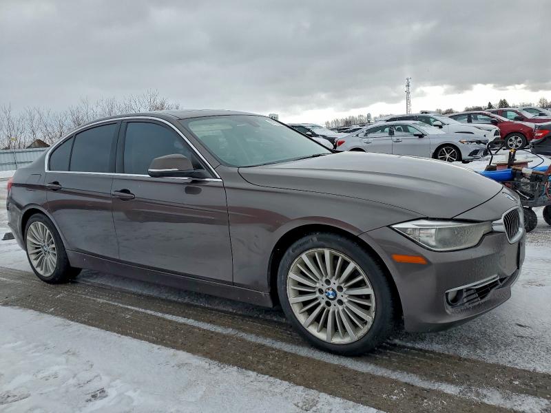 Photo 4 from auction – 2013 BMW 328 XI with VIN WBA3B3C52DF543852