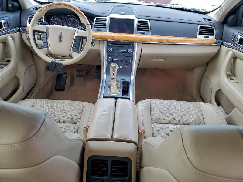 Photo 8 from auction – 2010 LINCOLN MKS with VIN 1LNHL9DR9AG611155