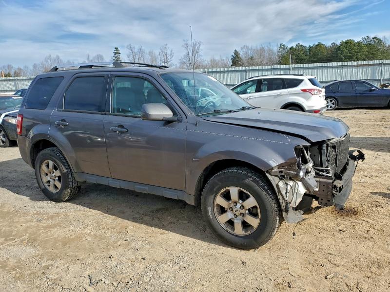 Photo 4 from auction – 2011 FORD ESCAPE LIM with VIN 1FMCU0E79BKA76309
