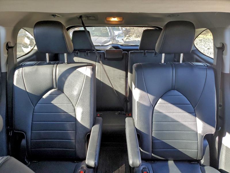 Photo 10 from auction – 2020 TOYOTA HIGHLANDER with VIN 5TDGZRBH9LS017294