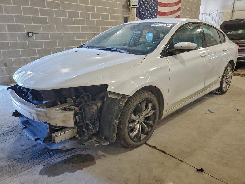 CHRYSLER 200 S 2015 with VIN 1C3CCCBB3FN715679 - Photo from auction