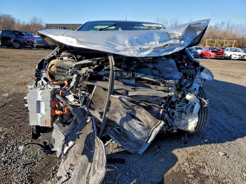 Photo 5 from auction – 2012 CHEVROLET VOLT with VIN 1G1RB6E4XCU120216