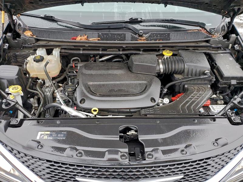 Photo 12 from auction – 2019 CHRYSLER PACIFICA T with VIN 2C4RC1EG0KR741400