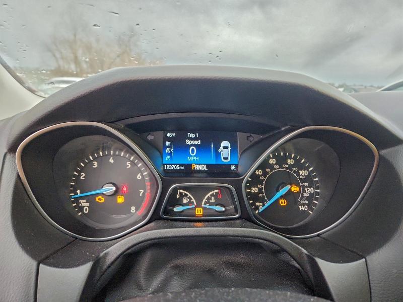 Photo 9 from auction – 2015 FORD FOCUS with VIN 1FADP3K23FL233798