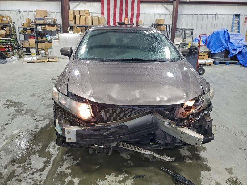 Photo 5 from auction – 2015 HONDA CIVIC LX with VIN 19XFB2F58FE058991