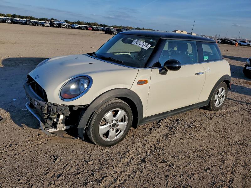 MINI COOPER 2016 with VIN WMWXP5C54G3B77514 - Photo from auction