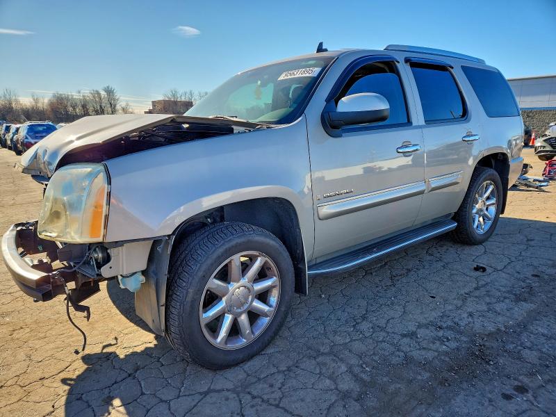 GMC YUKON DENA 2007 with VIN 1GKFK63827J318624 - Photo from auction