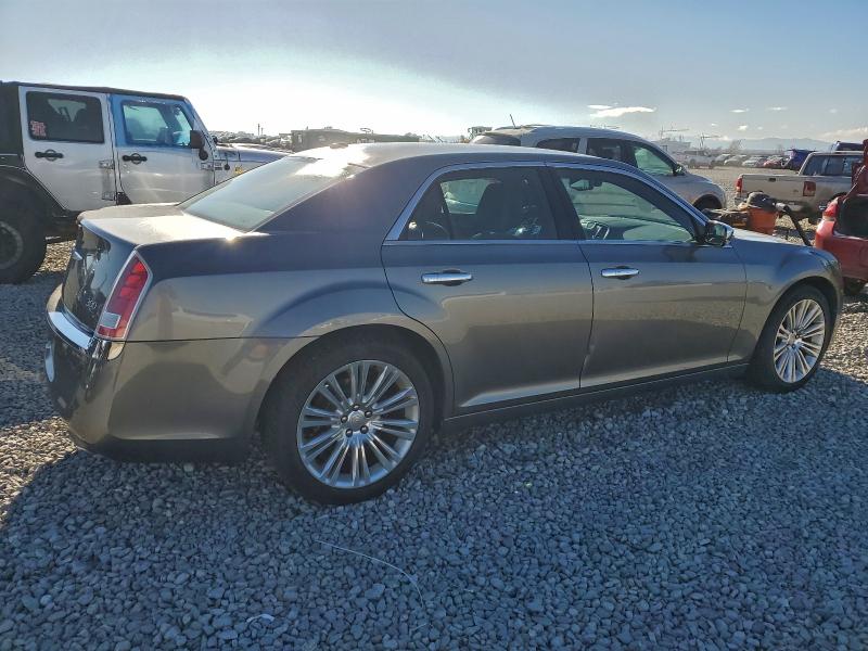 Photo 3 from auction – 2011 CHRYSLER 300 LIMITE with VIN 2C3CA5CG2BH585375