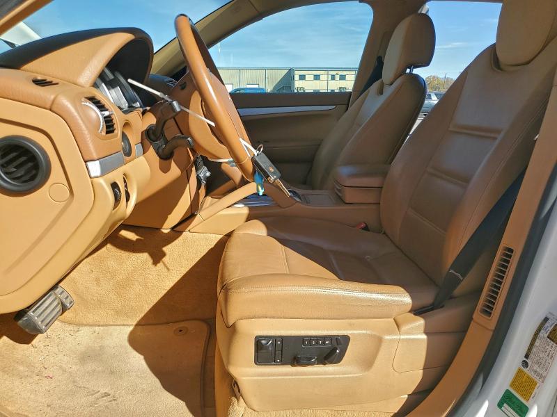 Photo 7 from auction – 2010 PORSCHE CAYENNE S with VIN WP1AB2APXALA50036