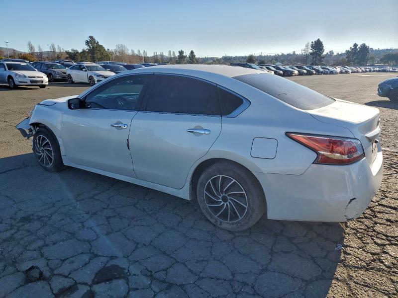 Photo 2 from auction – 2015 NISSAN ALTIMA 2.5 with VIN 1N4AL3AP0FC234256