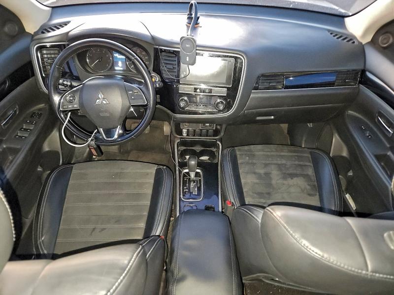 Photo 8 from auction – 2019 MITSUBISHI OUTLANDER with VIN JA4AZ3A36KJ001939