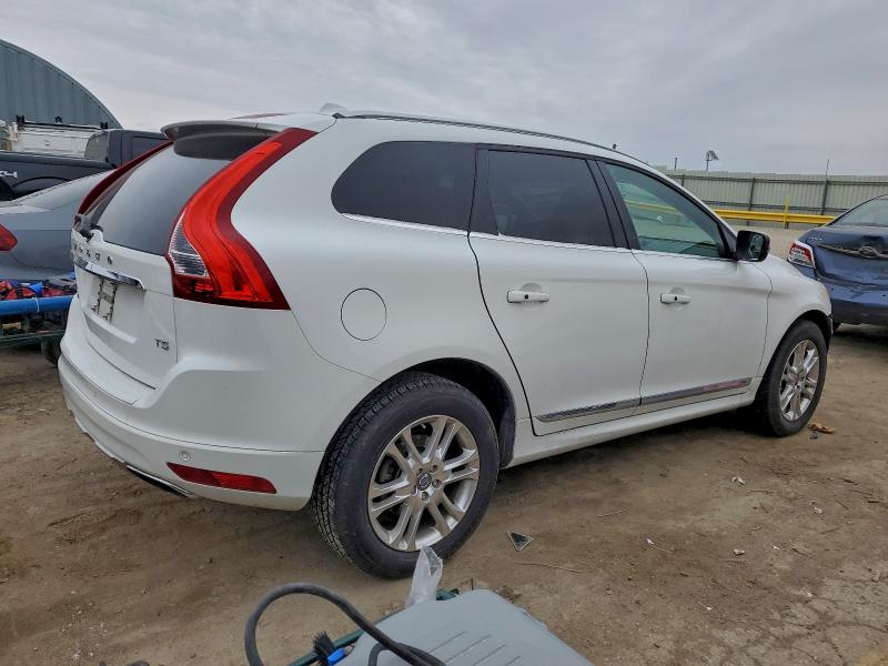 Photo 3 from auction – 2015 VOLVO XC60 T5 PL with VIN YV440MDD1F2604172