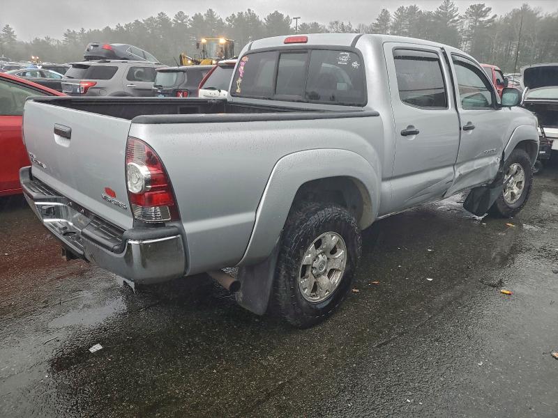 Photo 3 from auction – 2011 TOYOTA TACOMA DOU with VIN 3TMLU4ENXBM075110