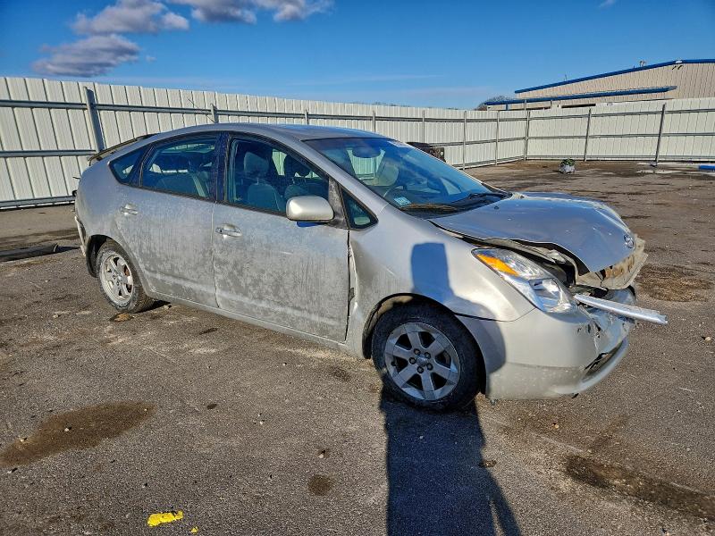 Photo 4 from auction – 2005 TOYOTA PRIUS with VIN JTDKB20U357038838