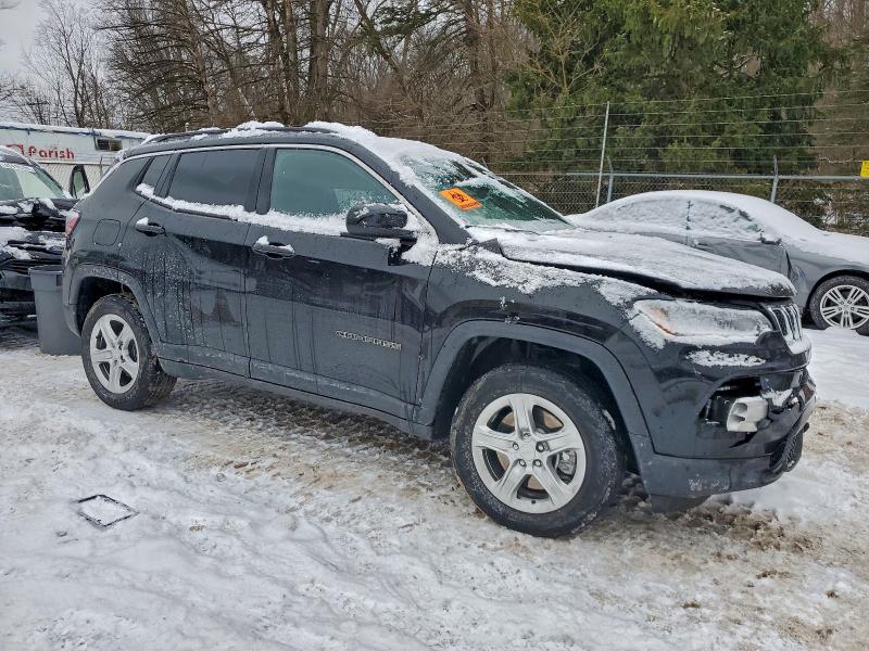 Photo 4 from auction – 2023 JEEP COMPASS LA with VIN 3C4NJDBN2PT527439
