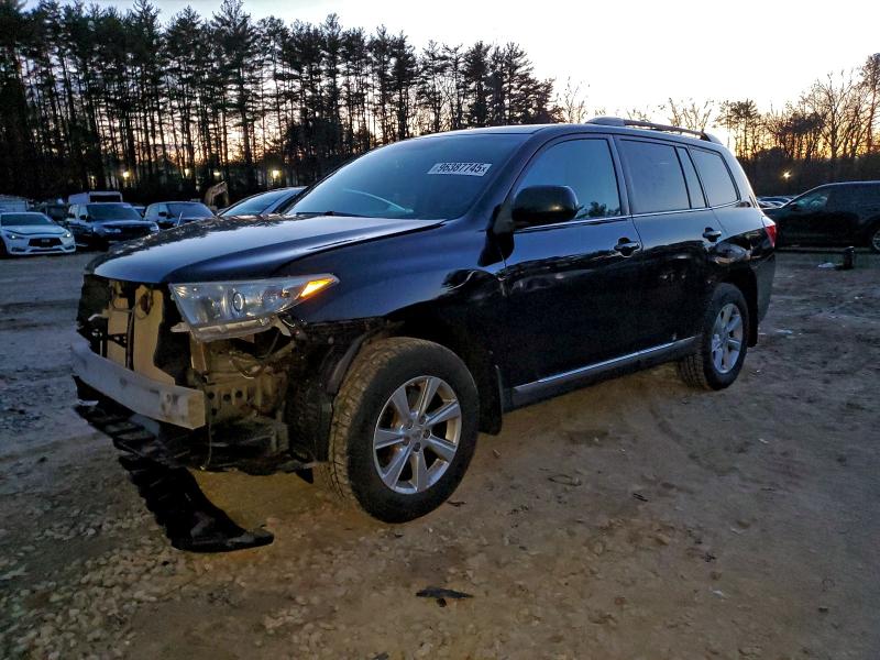 TOYOTA HIGHLANDER 2013 with VIN 5TDBK3EH2DS236610 - Photo from auction