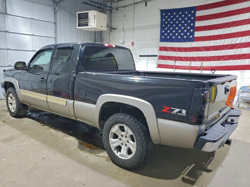 Photo 2 from auction – 2003 CHEVROLET SILVERADO with VIN 2GCEK19T831273635