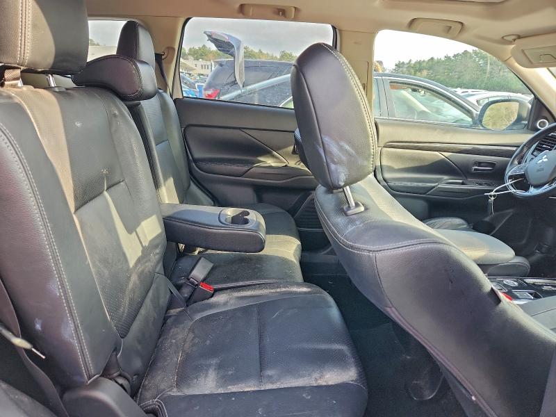 Photo 11 from auction – 2018 MITSUBISHI OUTLANDER with VIN JA4JZ4AX9JZ007646