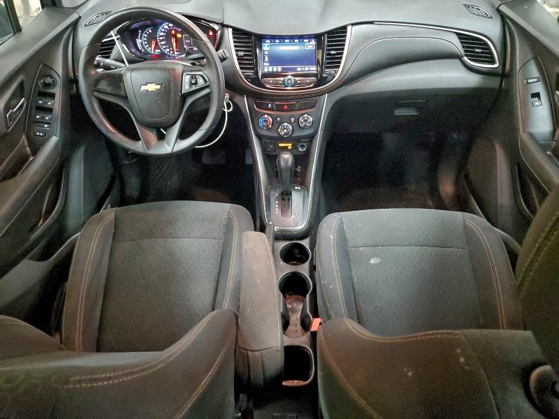 Photo 8 from auction – 2018 CHEVROLET TRAX LS with VIN 3GNCJNSB5JL200843
