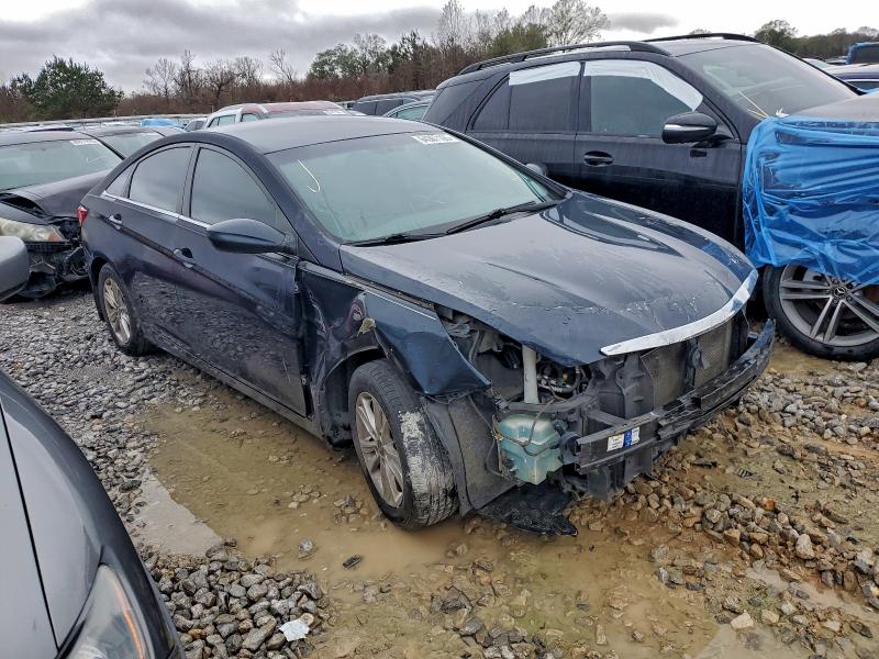 Photo 4 from auction – 2013 HYUNDAI SONATA GLS with VIN 5NPEB4AC0DH547875