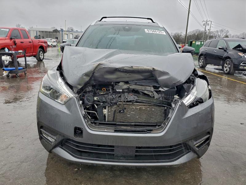 Photo 5 from auction – 2020 NISSAN KICKS SR with VIN 3N1CP5DV4LL522930