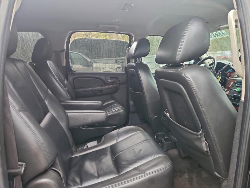 Photo 11 from auction – 2011 CHEVROLET SUBURBAN C with VIN 1GNSCJE04BR391271