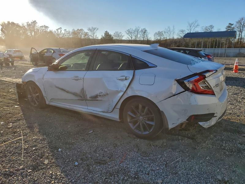 Photo 2 from auction – 2019 HONDA CIVIC EX with VIN JHMFC1F37KX009330