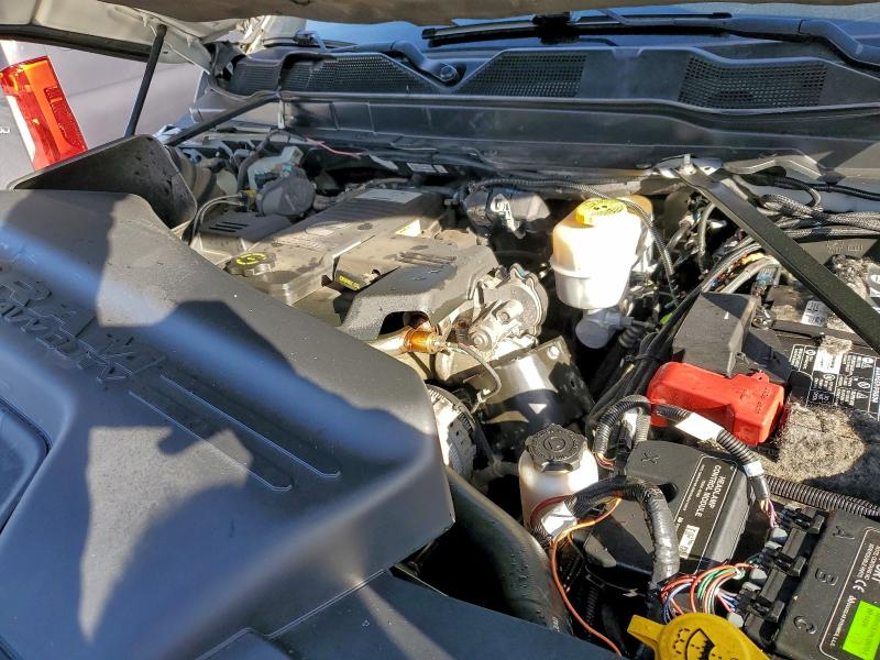 Photo 12 from auction – 2019 RAM 2500 LARAM with VIN 3C6UR5FL5KG537877