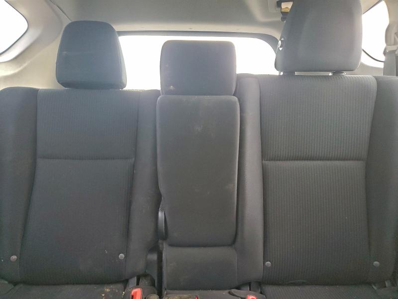 Photo 10 from auction – 2014 TOYOTA RAV4 LE with VIN 2T3BFREVXEW136204