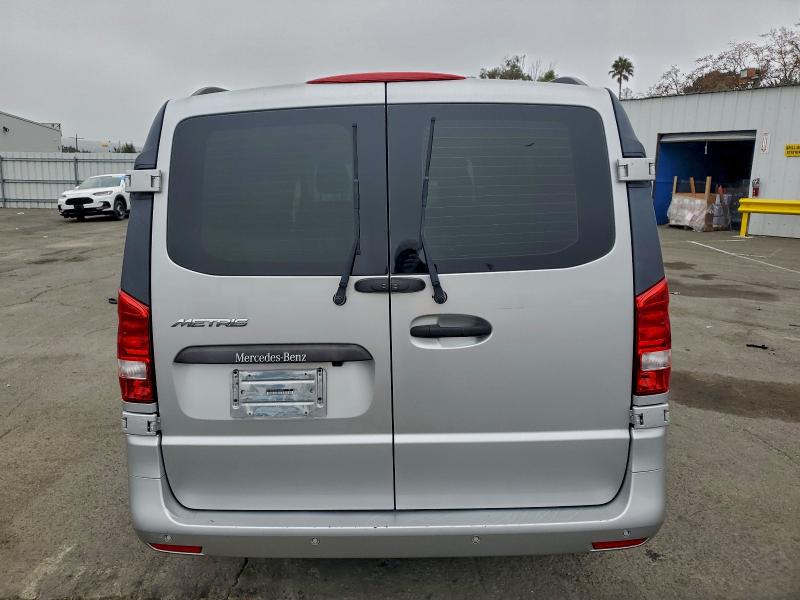 Photo 6 from auction – 2016 MERCEDES-BENZ METRIS with VIN WD3PG2EA9G3088301