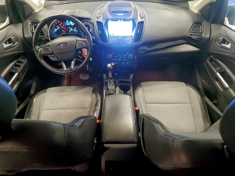 Photo 8 from auction – 2017 FORD ESCAPE SE with VIN 1FMCU9G92HUC82801